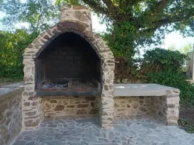 Barbecue en pierre